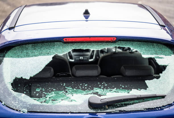 broken rear window glass